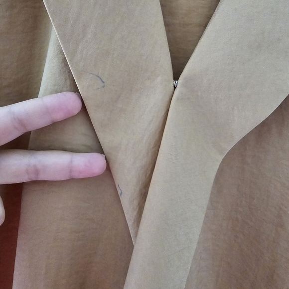 Worthington Tan Cream V Neck Short Sleeve Wrap Shirt Top Blouse Plus 2X - Picture 6 of 11